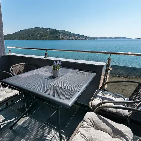 Pia * Rogoznica (Sibenik-Knin)