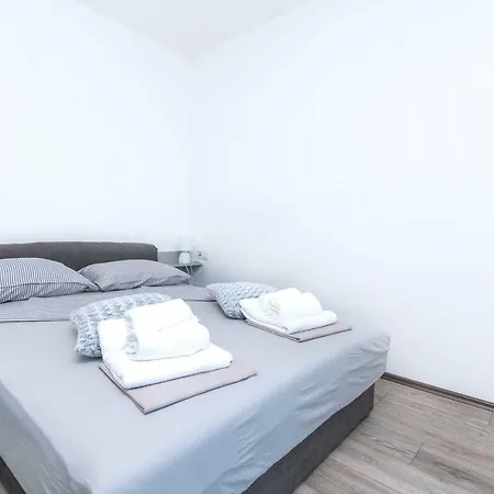 Apartamento Pia *